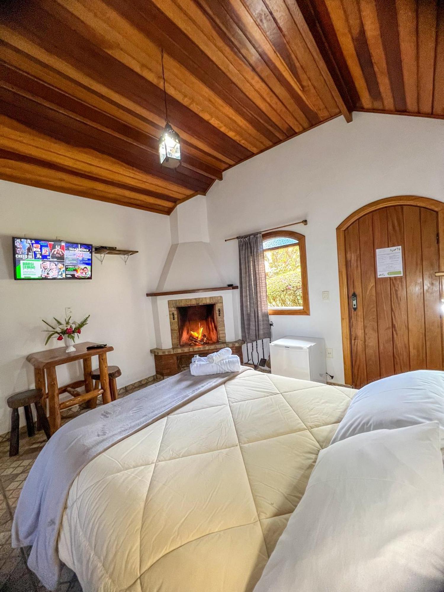 Pousada Locanda Belvedere Монте Верде Екстериор снимка