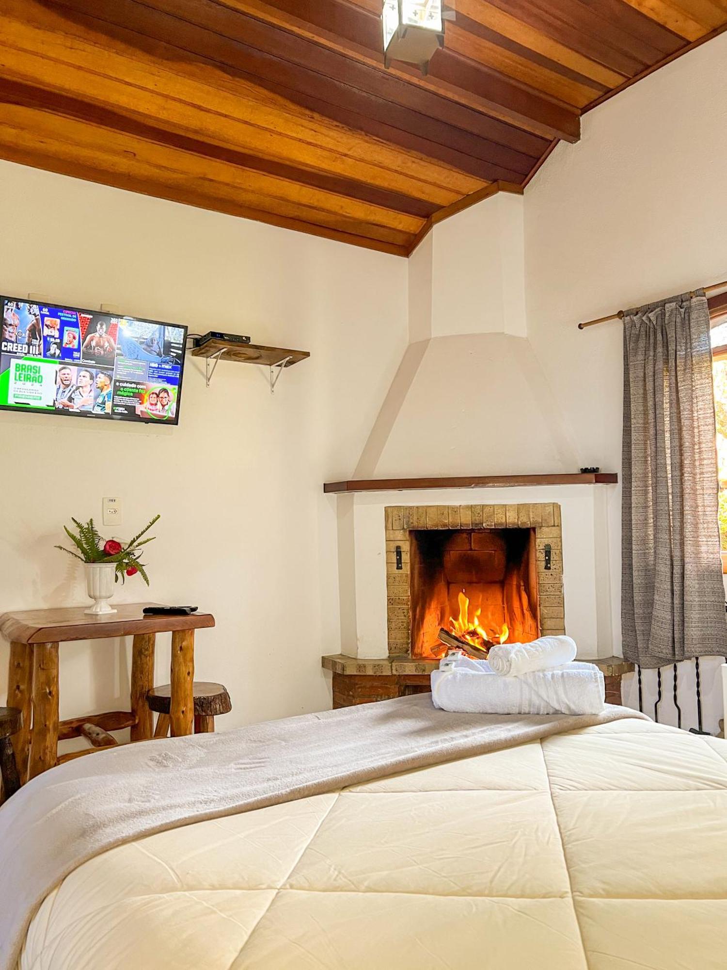 Pousada Locanda Belvedere Монте Верде Екстериор снимка